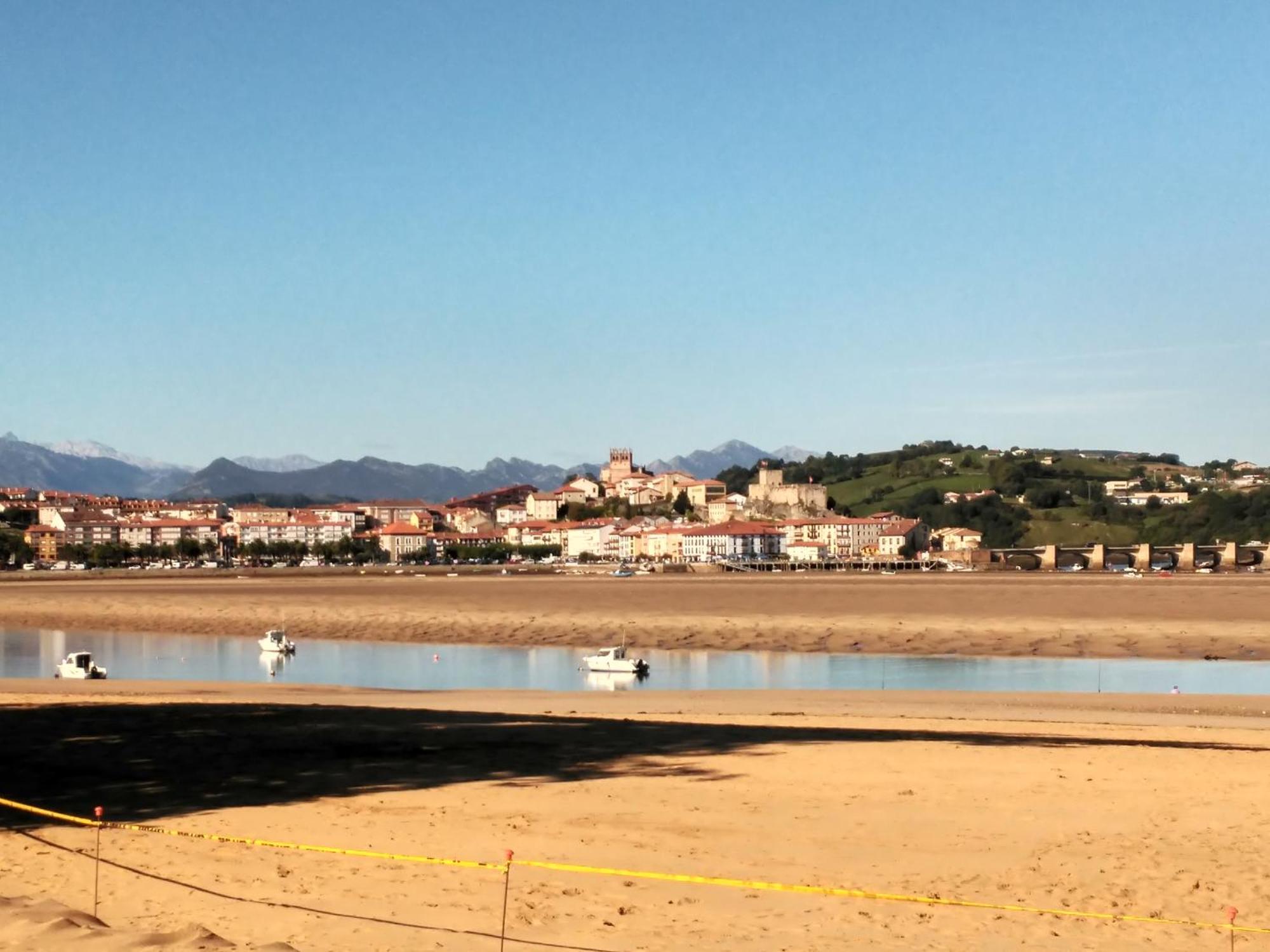 Ferienwohnung Apartamento A 30 Metros De La Playa San Vicente De La Barquera Exterior foto